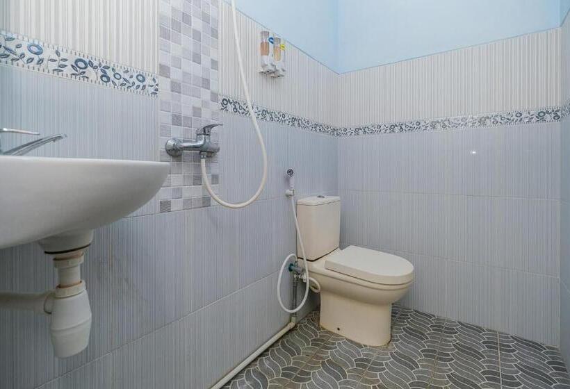 标准间, Reddoorz Syariah Near Rsud Tuban