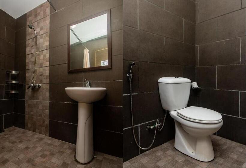 חדר דלוקס לשלושה, Oyo 90059 Ltk Home