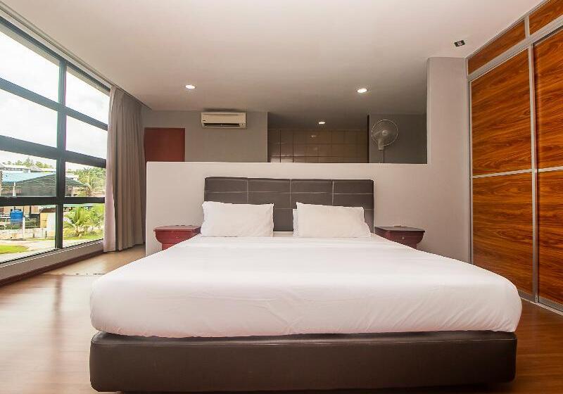 חדר דחוקס עם מיטת קינג, Oyo 90059 Ltk Home