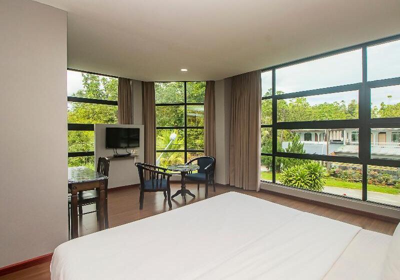 キングサイズベッドのデラックスルーム, Oyo 90059 Ltk Home