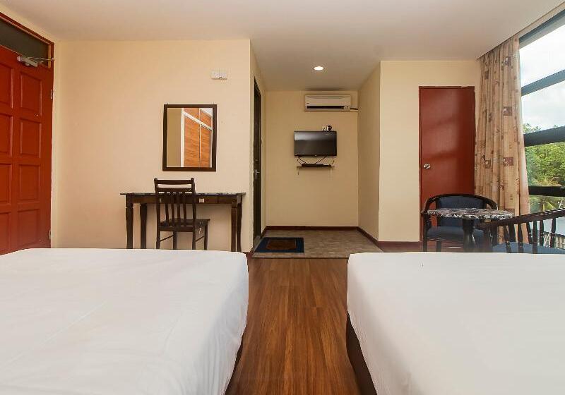 חדר דלוקס לשלושה, Oyo 90059 Ltk Home