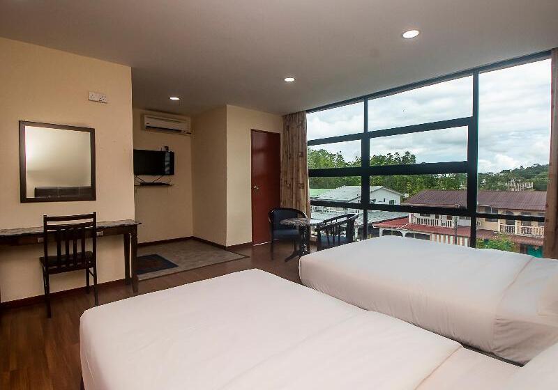 חדר דלוקס לשלושה, Oyo 90059 Ltk Home