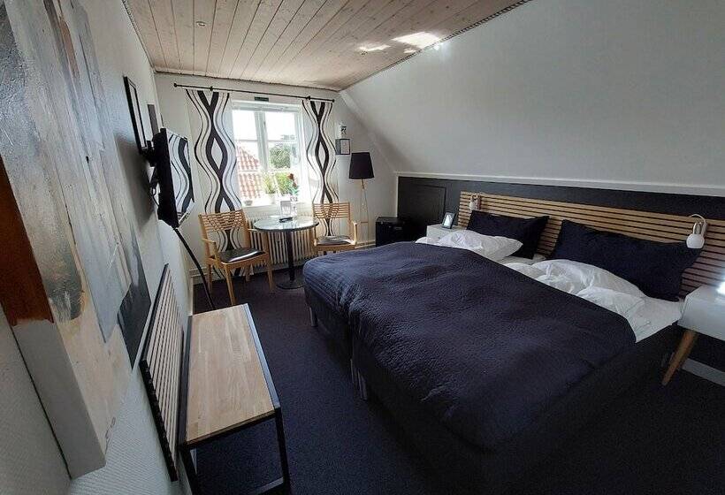 バス共有のスタンダードルーム, Toftegården Guesthouse Rooms