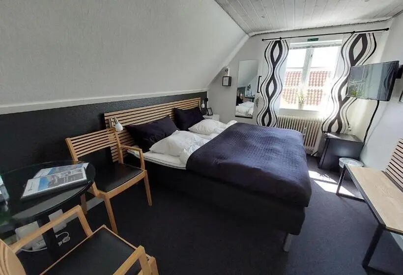 Standard-huone Jaettu Kylpyhuone, Toftegården Guesthouse   Rooms