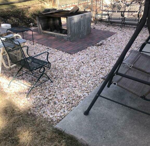 디럭스 룸, Black Hills Motel At Quail S Crossing