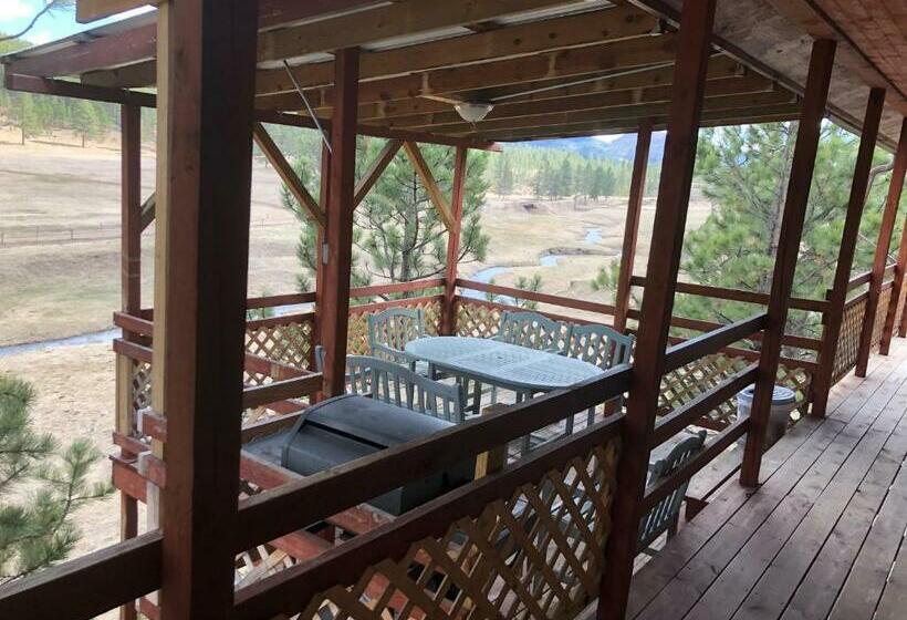 디럭스 룸, Black Hills Motel At Quail S Crossing