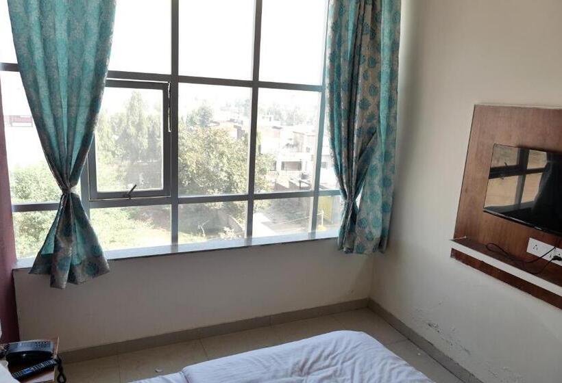 חדר דלוקס, Ira Mansarovar Jaipur