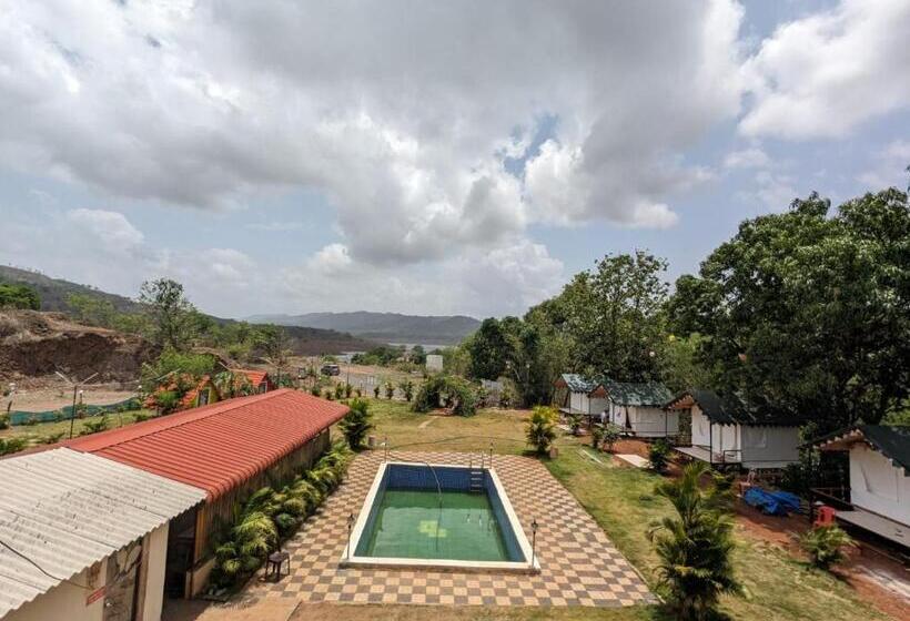 디럭스 스위트, Panshet Camping