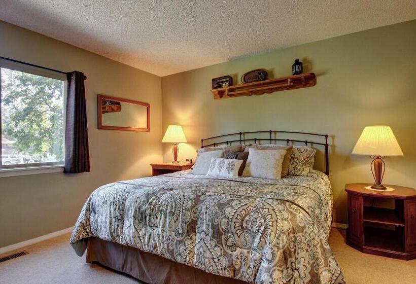 带3个卧室的公寓, The Pines 4060