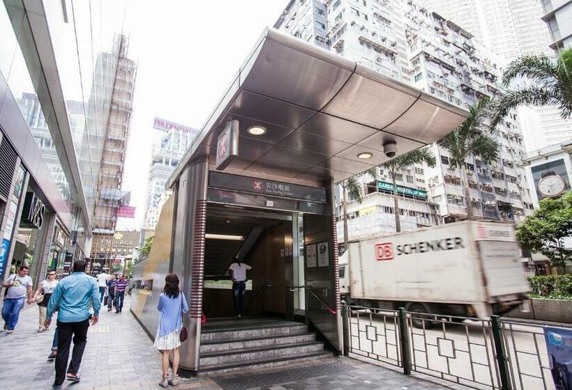 اتاق استاندارد با تخت‌های تاشو, Tsim Sha Tsui