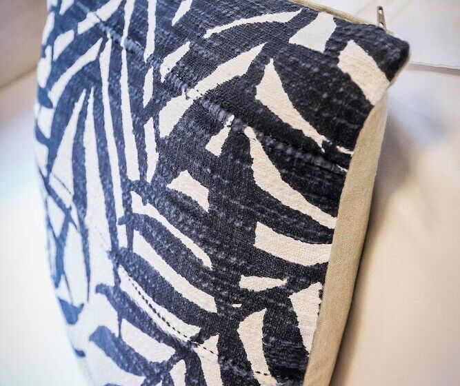 اتاق استاندارد با تخت‌های تاشو, Tsim Sha Tsui