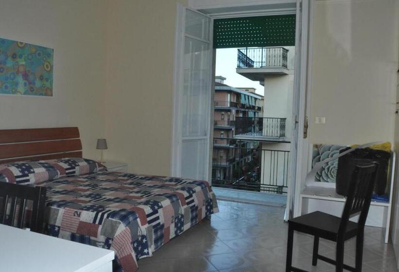 Стандартный внешний трехместный номер с ванной комнатой, Aldebaran B&b