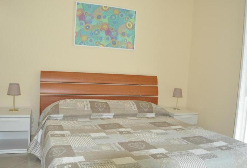 Стандартный внешний трехместный номер с ванной комнатой, Aldebaran B&b