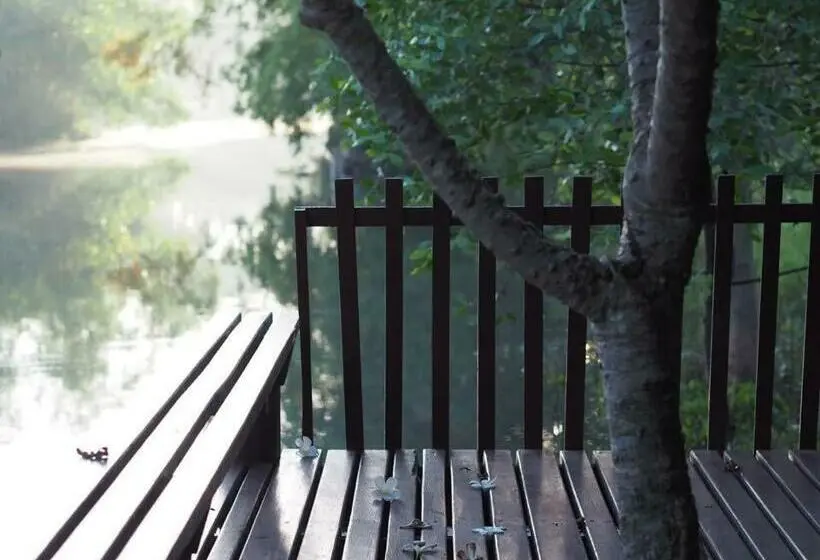 سوییت, Baansuanleelawadee Resort Amphawa