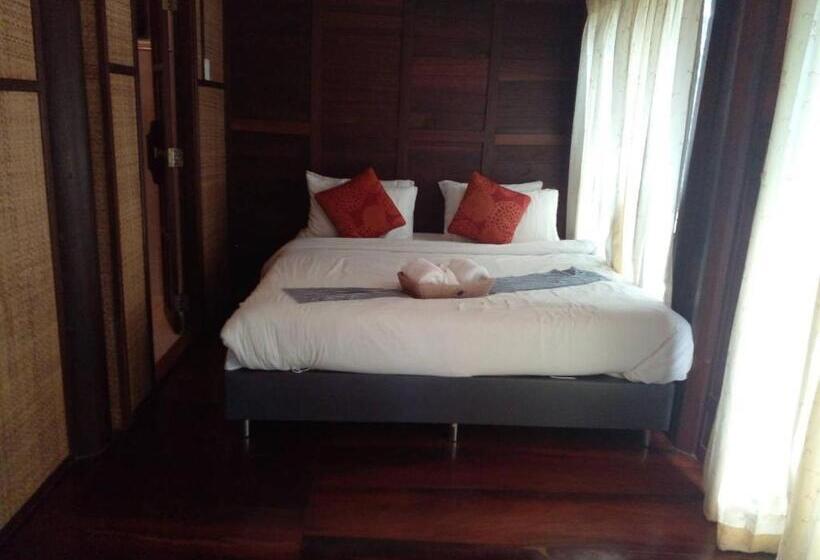 스탠다드 룸, Baansuanleelawadee Resort Amphawa