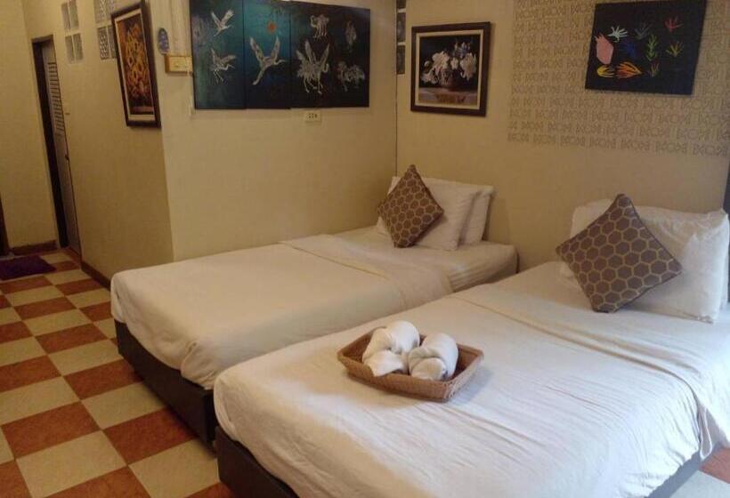 کلبه ییلاقی, Baansuanleelawadee Resort Amphawa