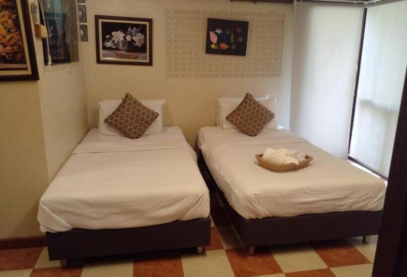 کلبه ییلاقی, Baansuanleelawadee Resort Amphawa