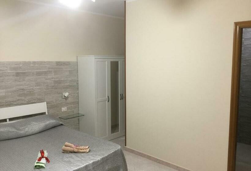 Номер Стандарт, Maria S Home