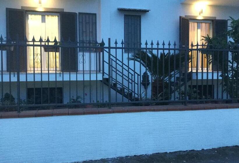 Номер Стандарт, Maria S Home