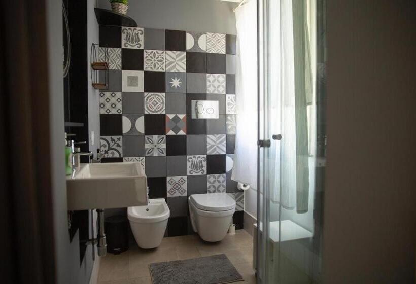 اتاق لوکس با چشمانداز باغ, Villa Volli Three Rooms