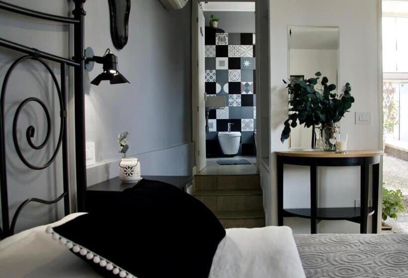 اتاق لوکس با چشمانداز باغ, Villa Volli Three Rooms