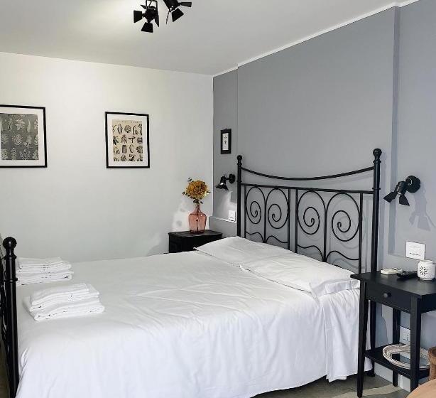 اتاق لوکس با چشمانداز باغ, Villa Volli Three Rooms