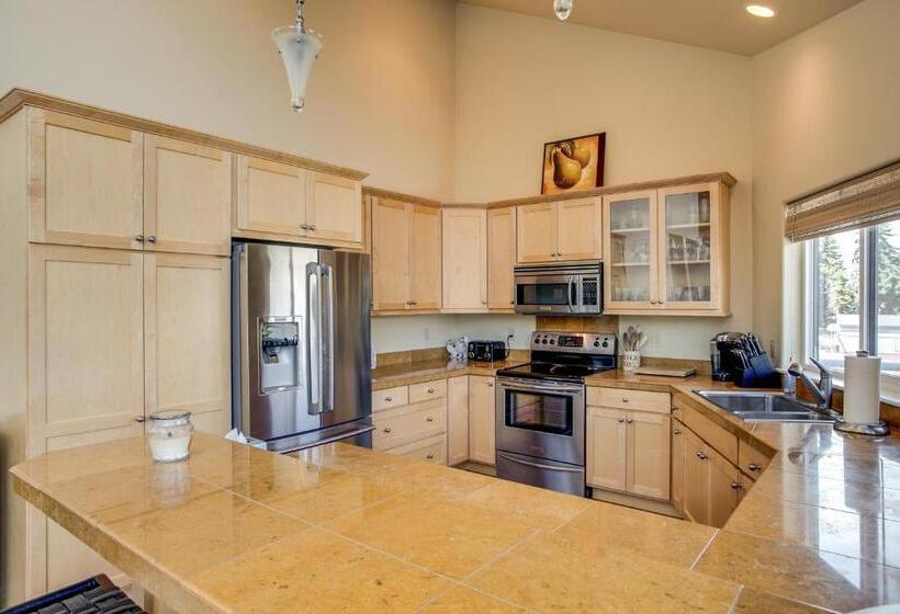 منزل 3 غرف نوم, Chelan Resort Waterfront Townhouse