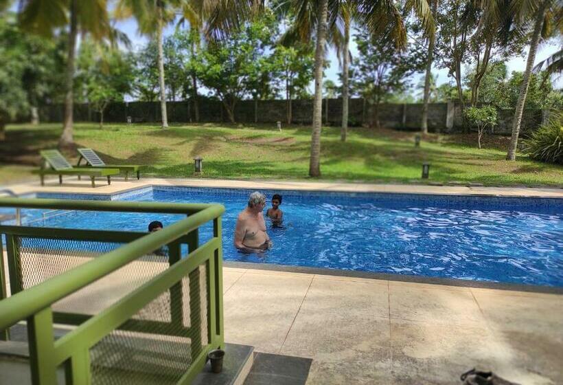 디럭스 룸, Aanandakosha Ayurveda Retreat