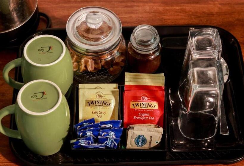 디럭스 룸, Aanandakosha Ayurveda Retreat