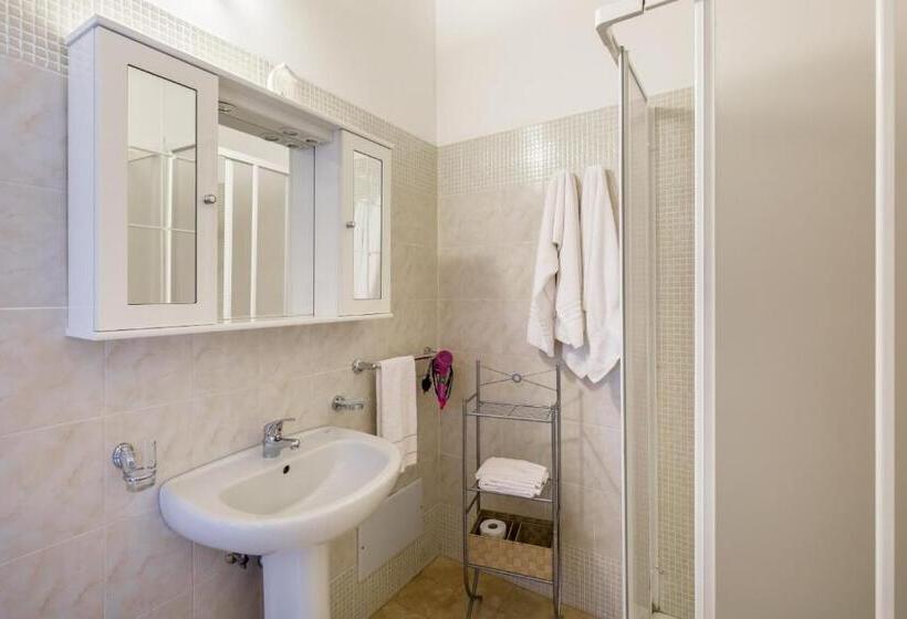 Triple Room Sea View, Agriturismo Monte Criscione