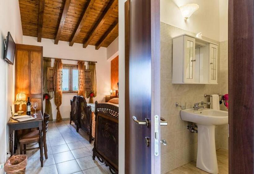 Triple Room Sea View, Agriturismo Monte Criscione
