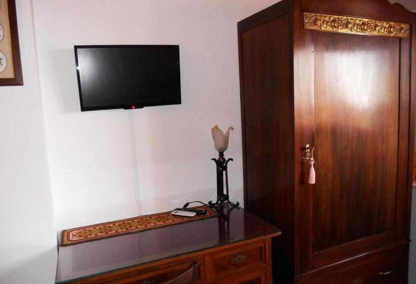 Triple Room Sea View, Agriturismo Monte Criscione