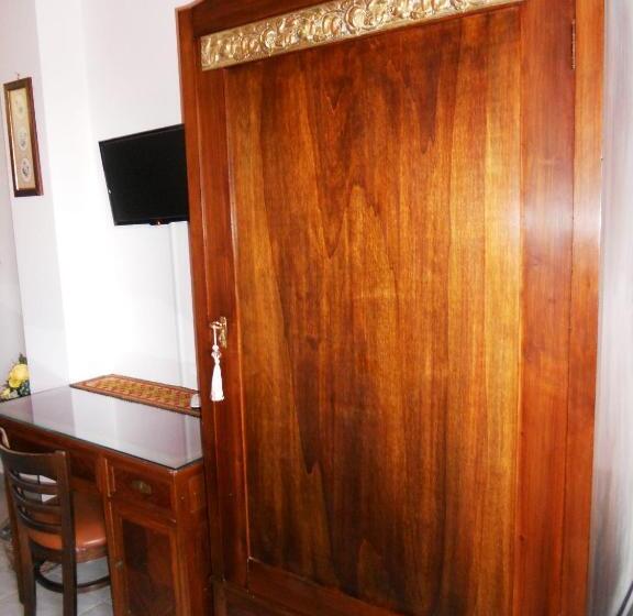 Triple Room Sea View, Agriturismo Monte Criscione