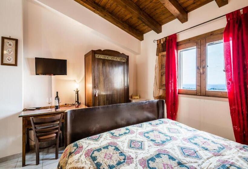 Triple Room Sea View, Agriturismo Monte Criscione