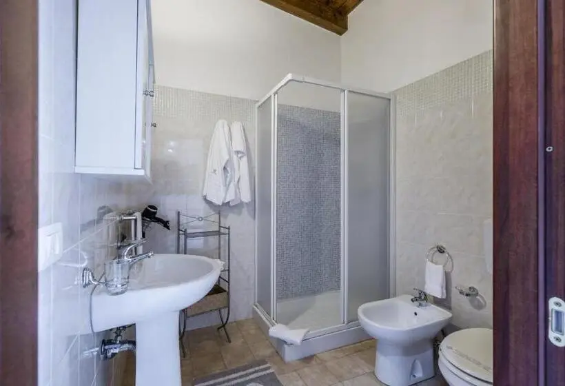 Triple Room Sea View, Agriturismo Monte Criscione