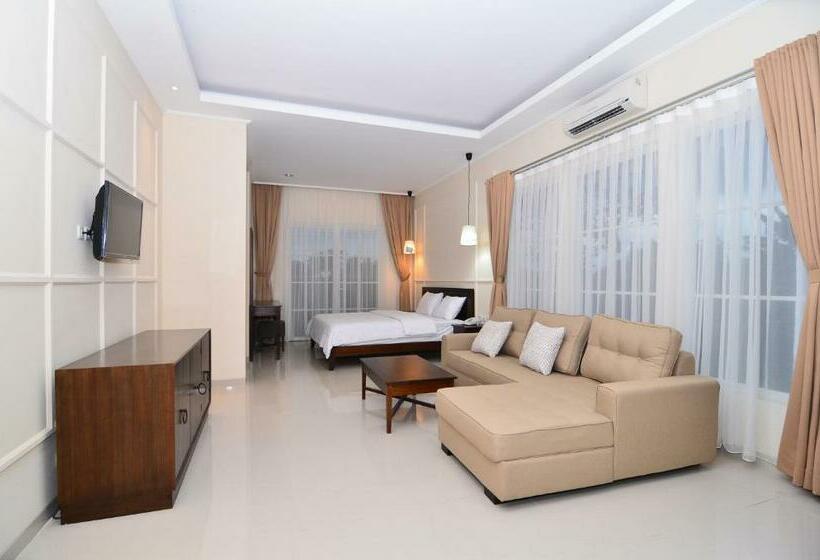 Полулюкс с Балконом, Sevilla Resort Magelang