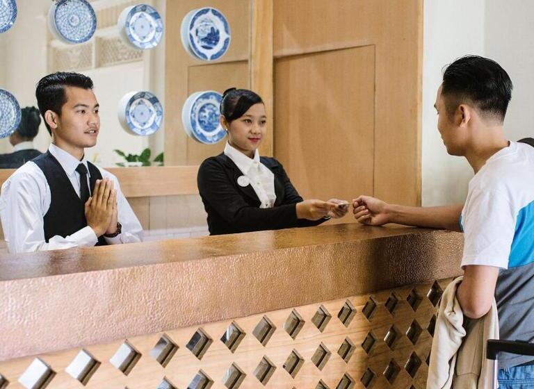 带大床的标准间, Sevilla Resort Magelang