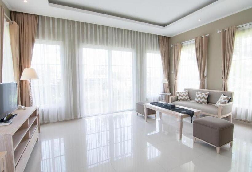 带大床的标准间, Sevilla Resort Magelang