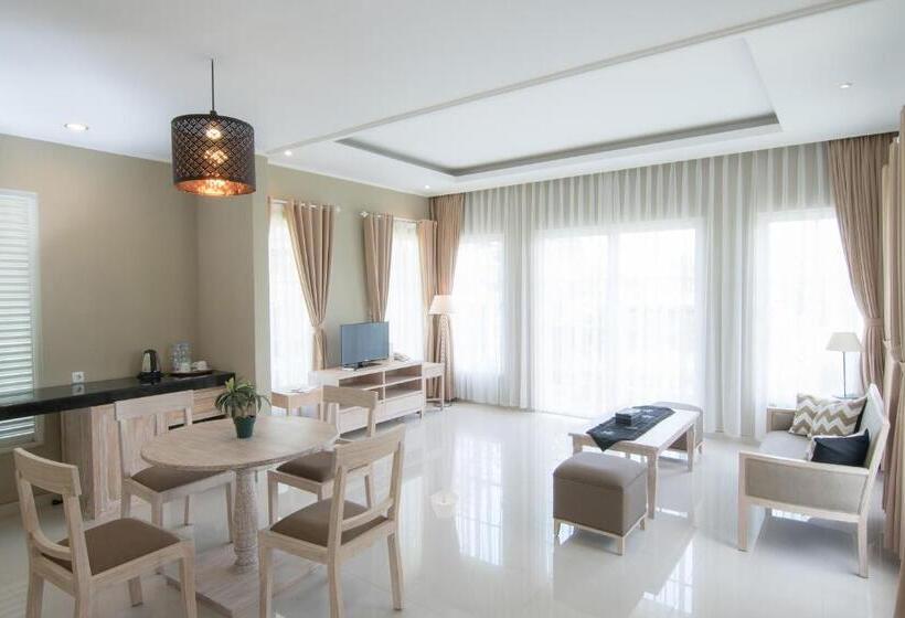 Стандартный Номер Кровать Кинг, Sevilla Resort Magelang