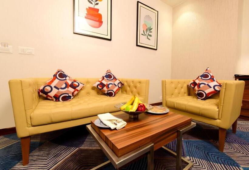 Люкс, Surestay By Best Western Model Town Amritsar