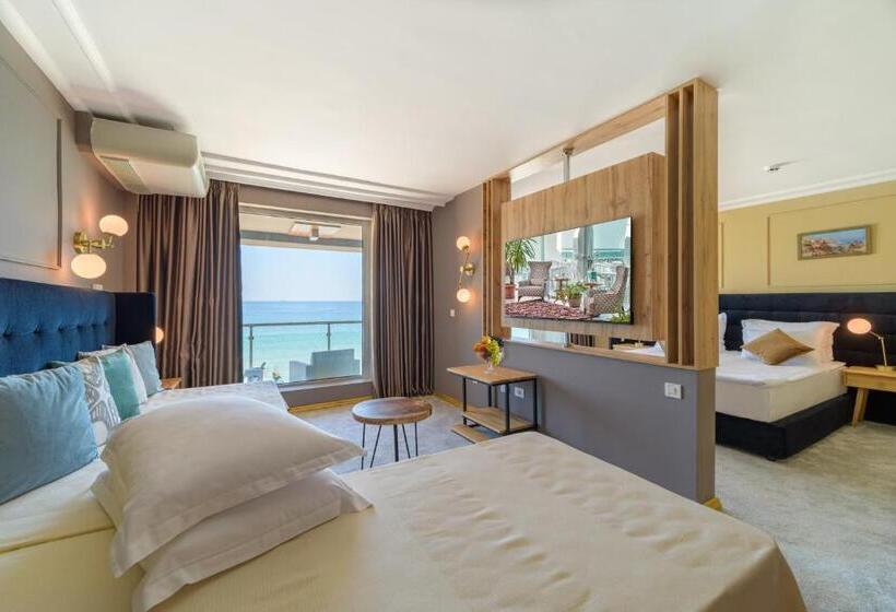 オーシャンビューファミリールーム, Marina Hotel, Sunny Day