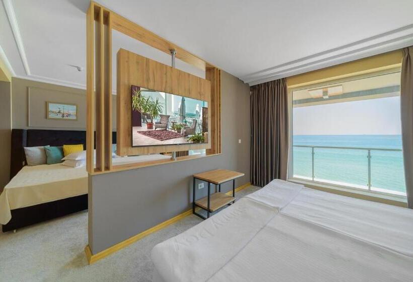 オーシャンビューファミリールーム, Marina Hotel, Sunny Day