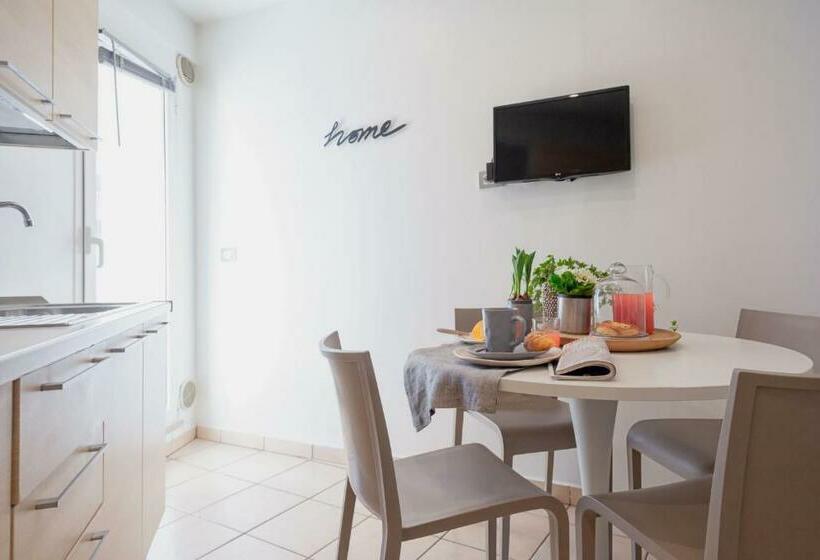 Apartamento 2 Quartos com Terraço, Residenza Alma