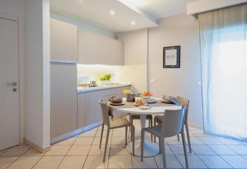 آپارتمان 1 خوابه با بالکن, Residenza Alma