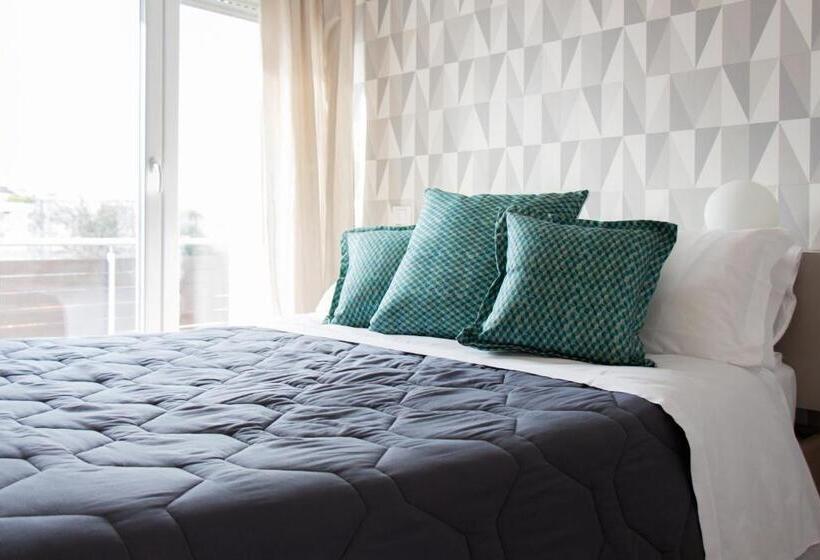 آپارتمان 2 خوابه با بالکن, Residenza Alma