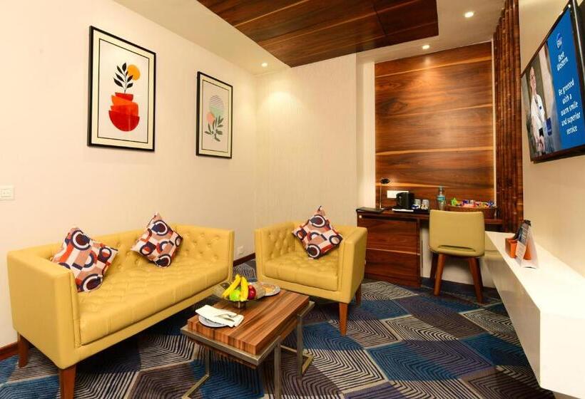 סוויטה, Surestay By Best Western Model Town Amritsar