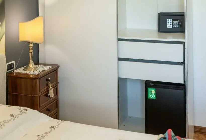 اتاق لوکس, Villa Tigli Luxury B&b