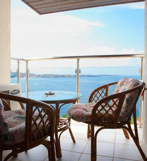 آپارتمان 1 خوابه, Apartments Ofir