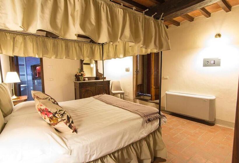 Camera Standard, Borgo Solamore