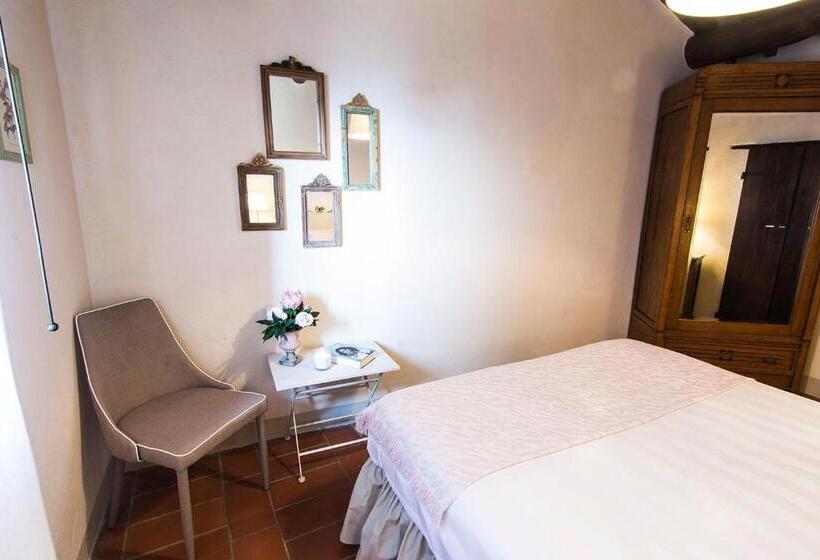 Номер Стандарт, Borgo Solamore